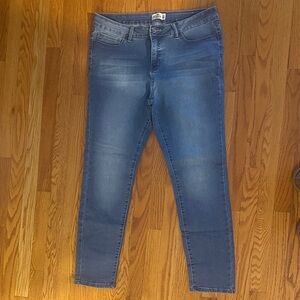 Royalty For Me Women's Skinny Jeans in Blue